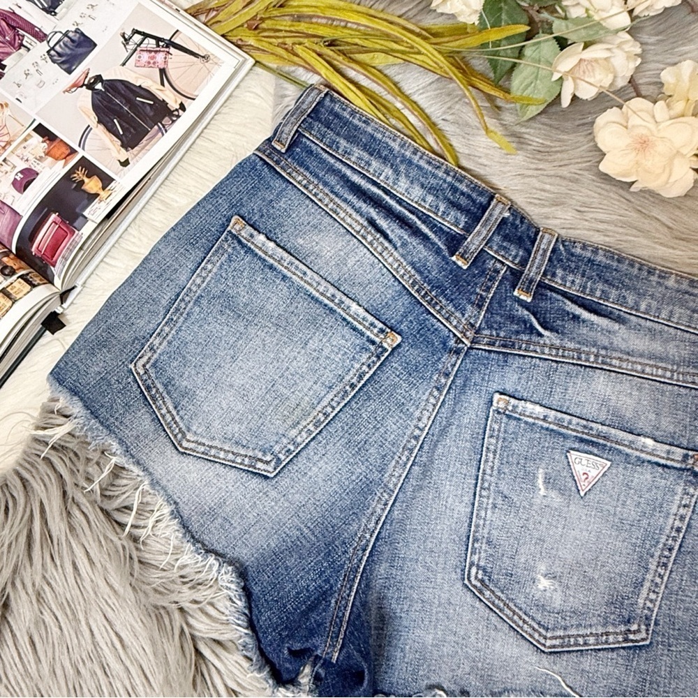 Guess Logo Pocket High Rise 90s Button Fly Cutoff Women’s Denim Shorts Sz 29 - Picture 8 of 10